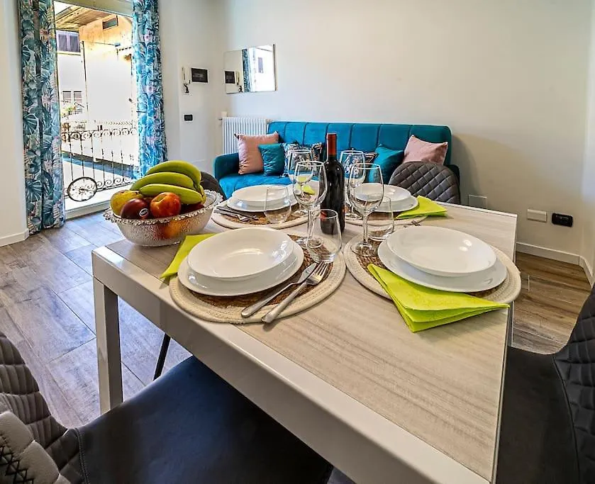 Little Bliss Apartment Como